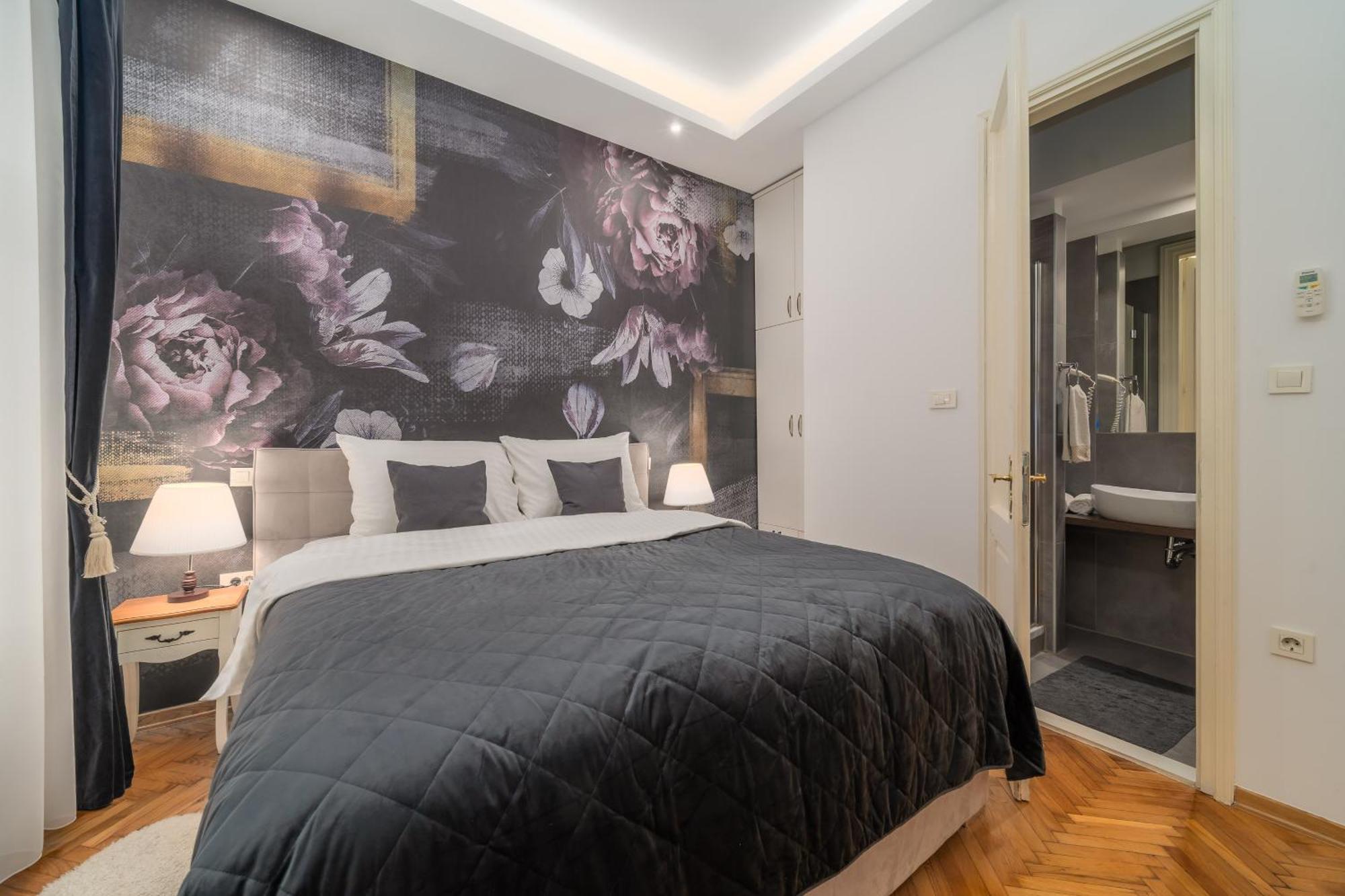 Aurelia Antik Apartments & Rooms, Zagreb City Center Ngoại thất bức ảnh